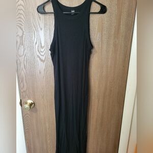 Black Sleeveless Maxi Dress